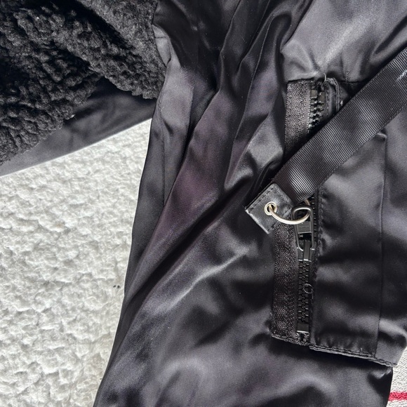 Black coach winter jack used but in very good condition - Picture 4 of 6